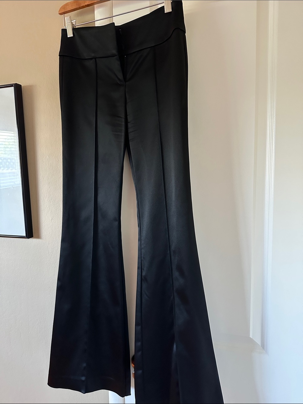 bebe Low Rise Black Flare Dress Pants with Tailored Front Seams 90s retro style